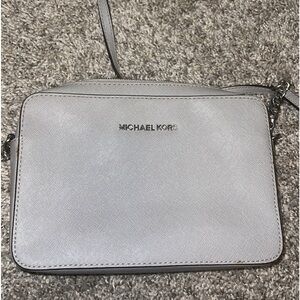 Michael kors crossbody
